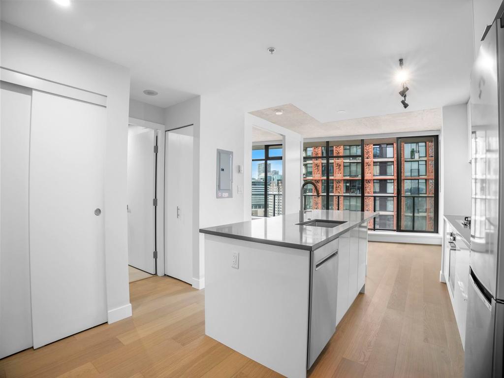 Listing Image for R3093844