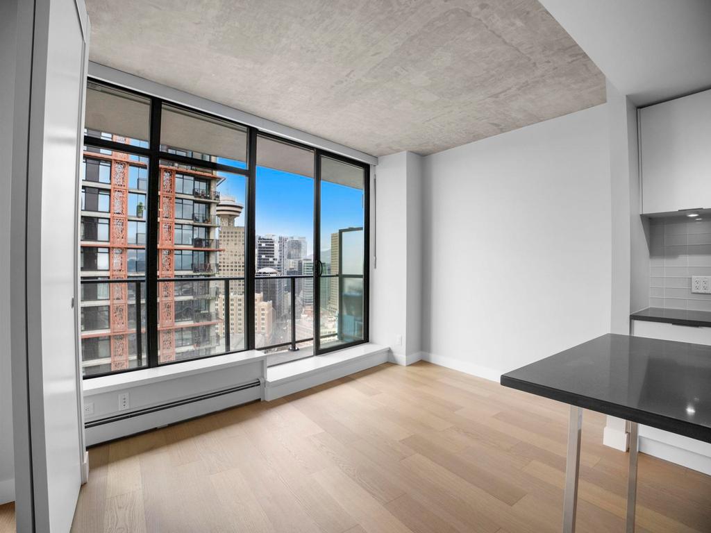 Listing Image for R3093844