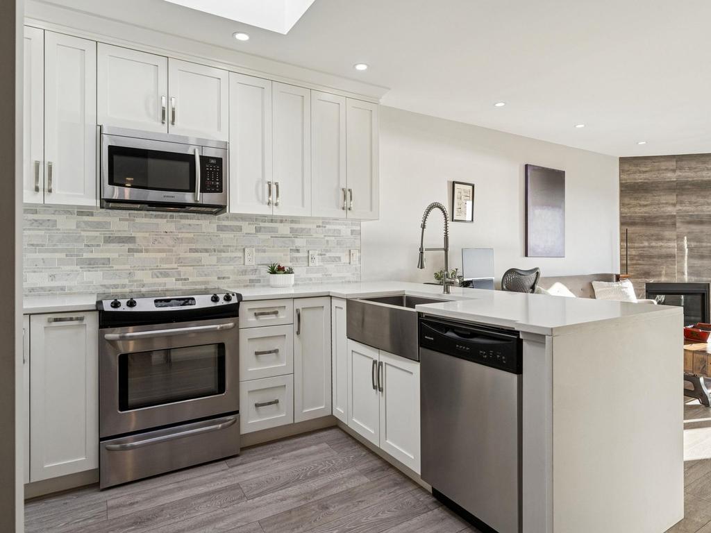 Listing Image for R3093853