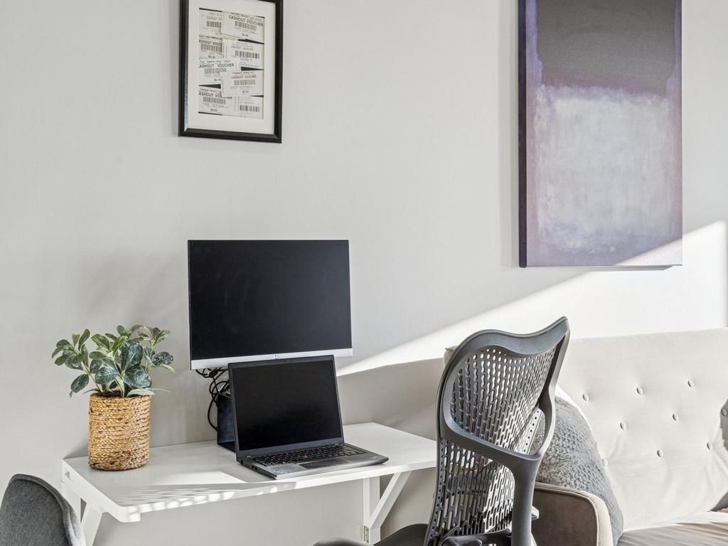 Listing Image for R3093853