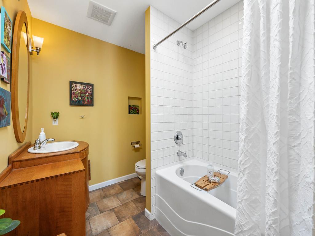 Listing Image for R3093884