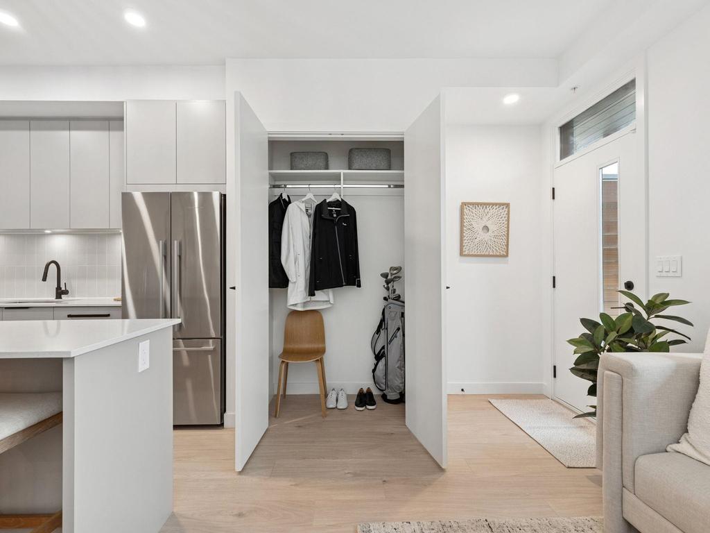 Listing Image for R3093912