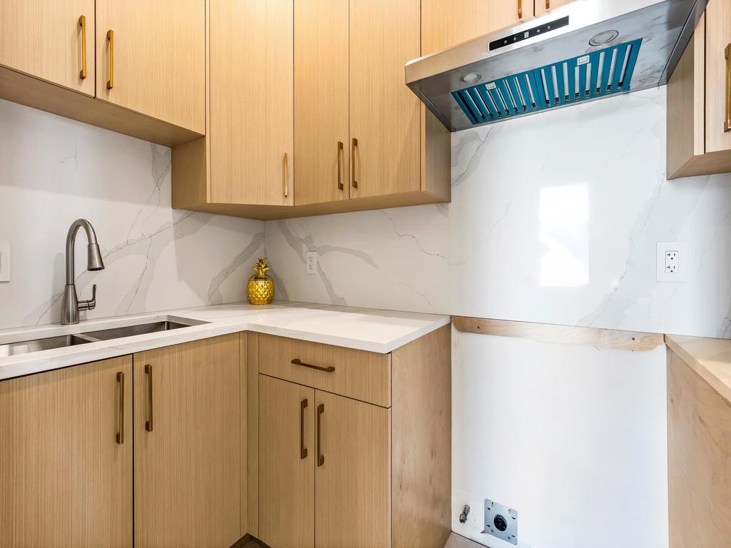 Listing Image for R3093956