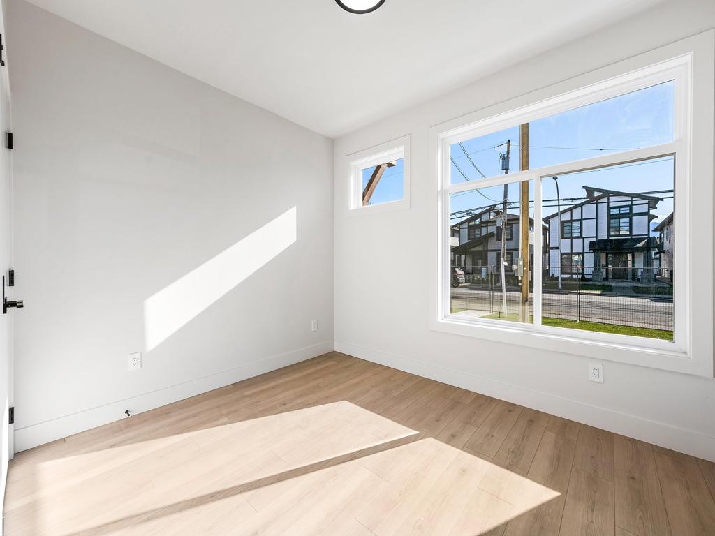 Listing Image for R3093956