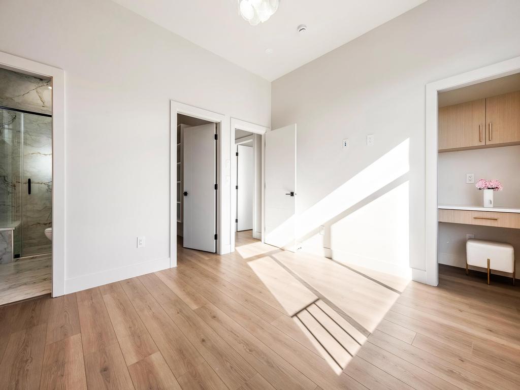 Listing Image for R3093956