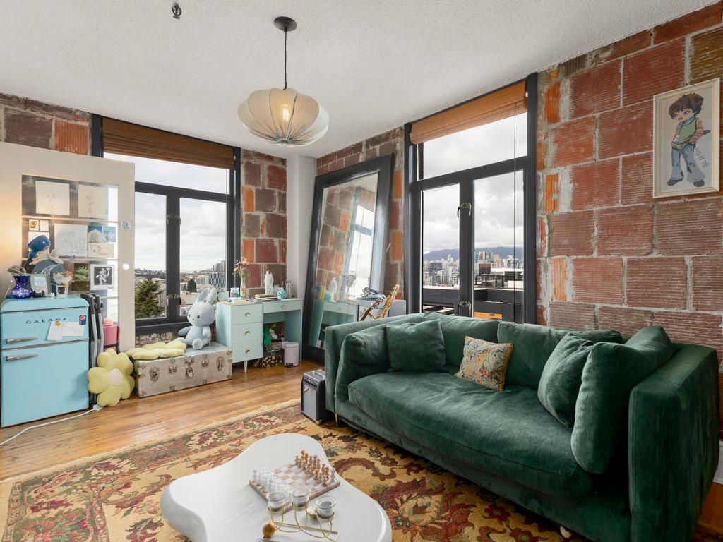 Listing Image for R3093976