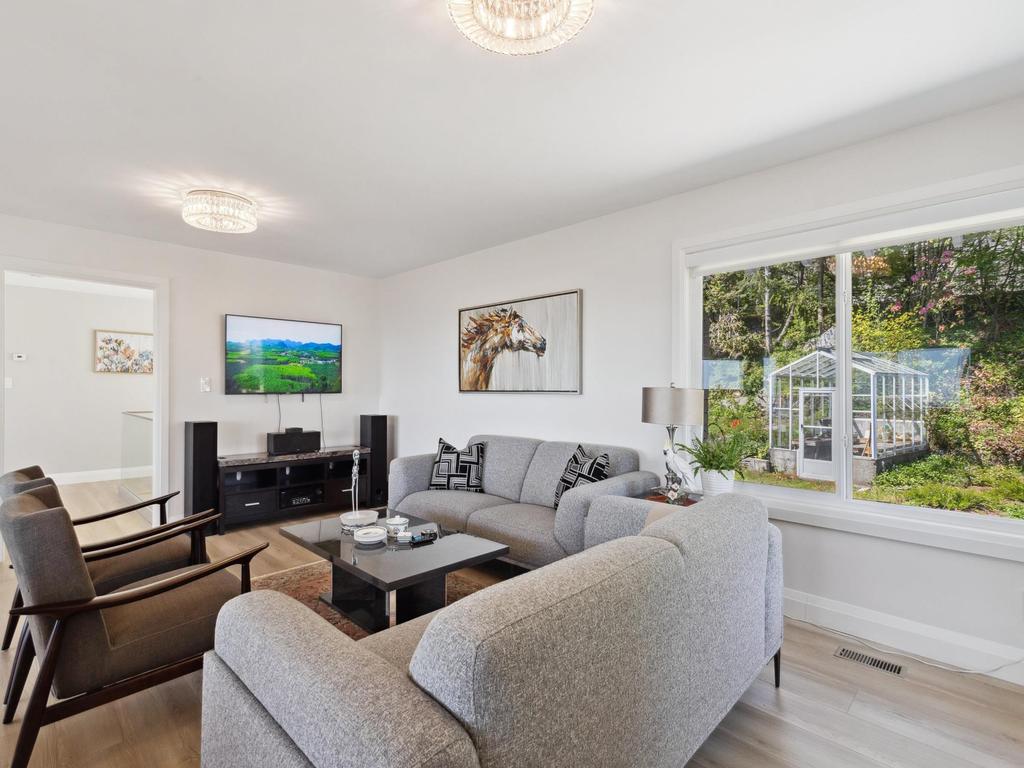 Listing Image for R3093996