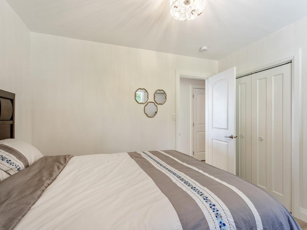 Listing Image for R3093996