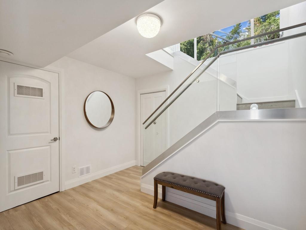 Listing Image for R3093996