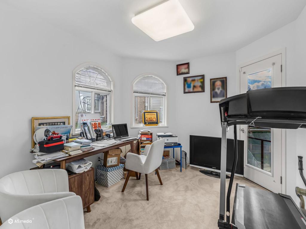 Listing Image for R3094059