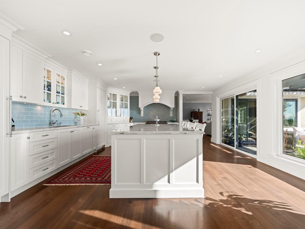 Listing Image for R3094082