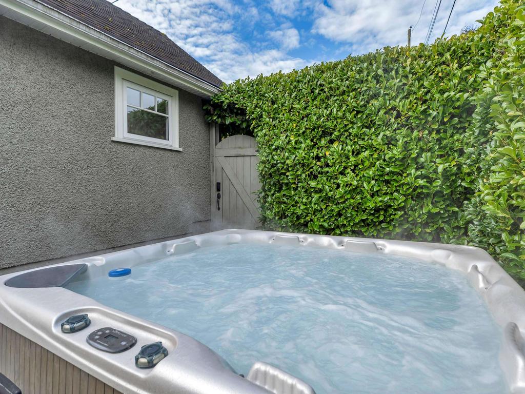 Listing Image for R3094095