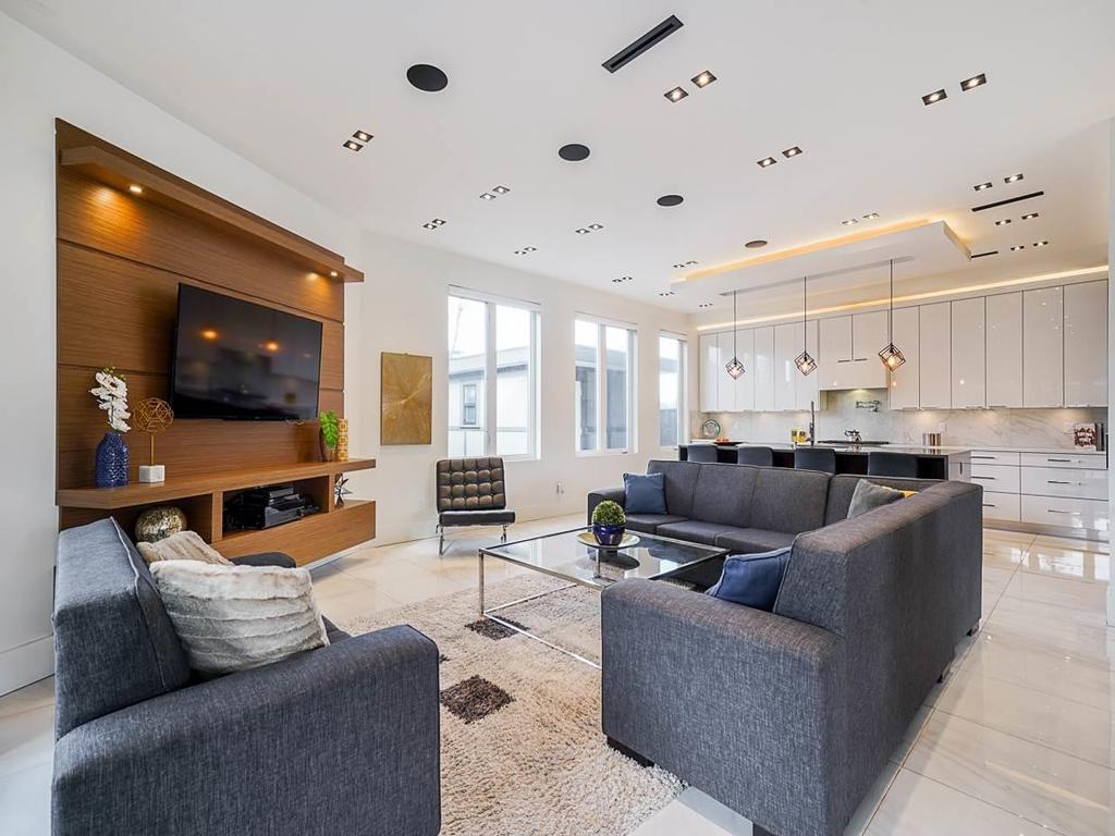 Listing Image for R3094193