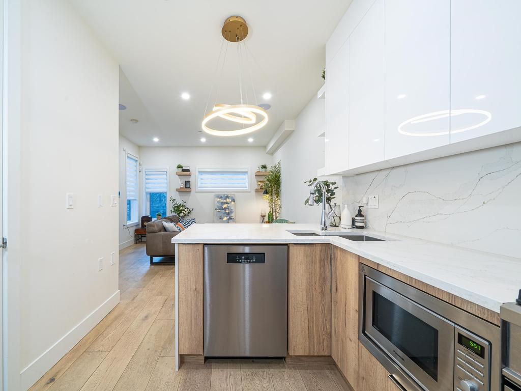 Listing Image for R3094195