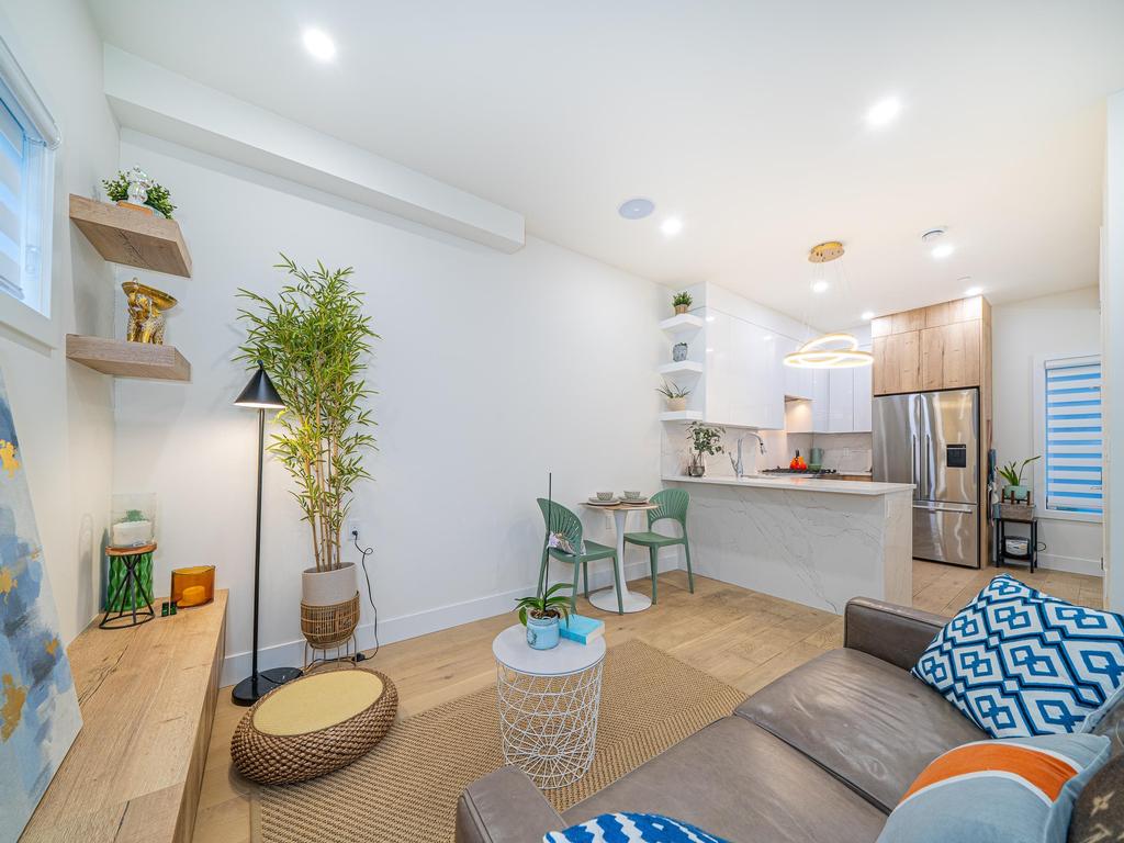 Listing Image for R3094195