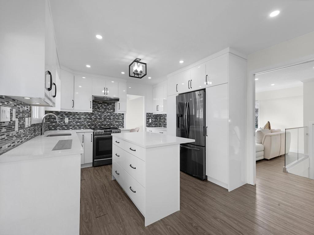 Listing Image for R3094235