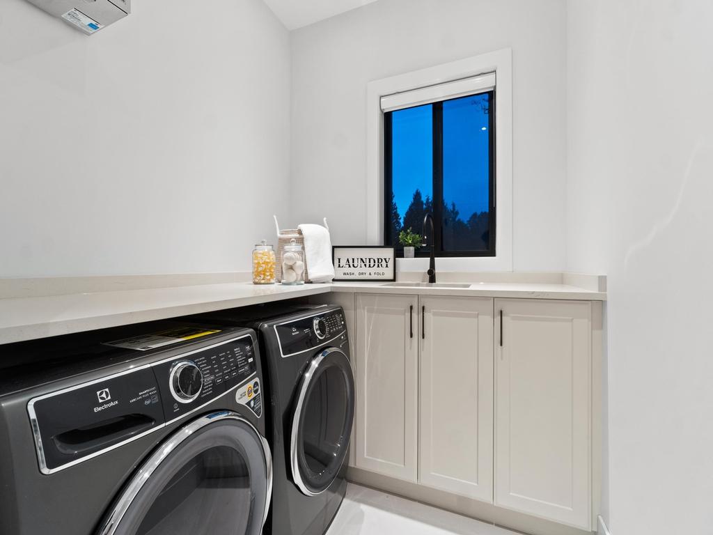 Listing Image for R3094274