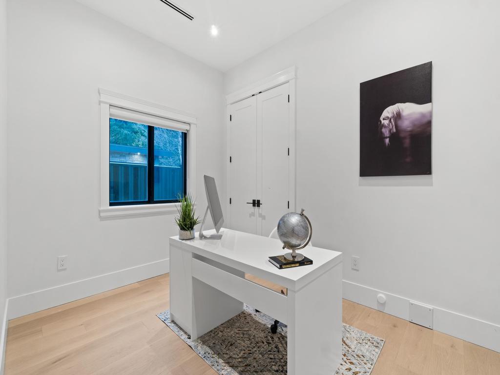 Listing Image for R3094274