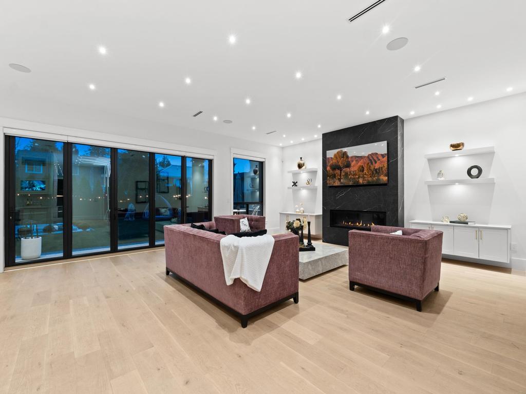 Listing Image for R3094274