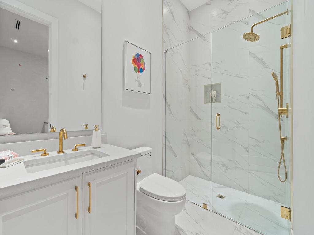 Listing Image for R3094274