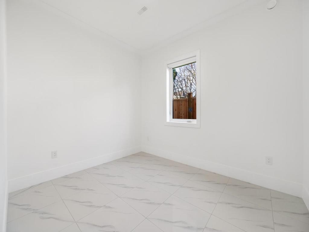 Listing Image for R3094327