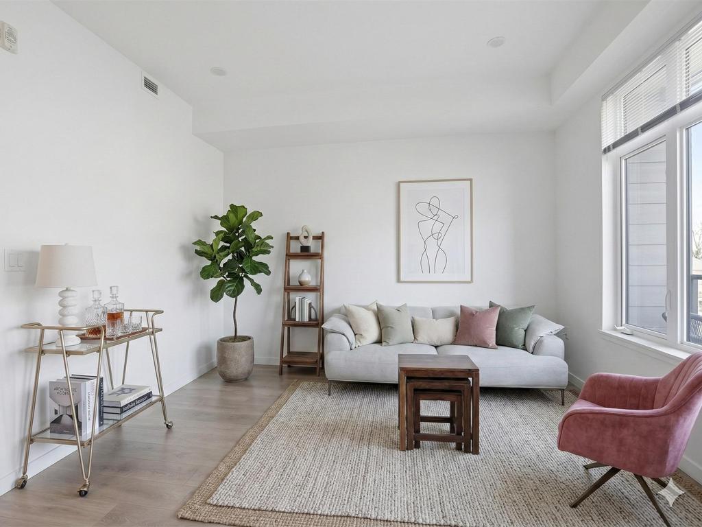 Listing Image for R3094336