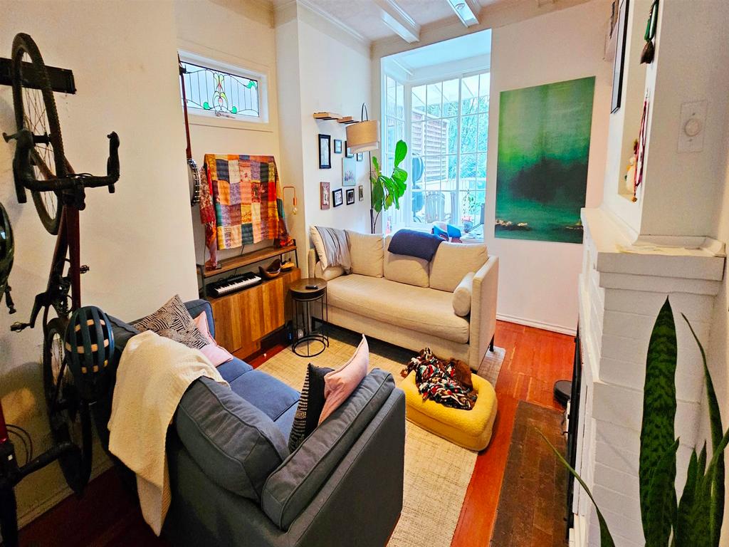 Listing Image for R3094345