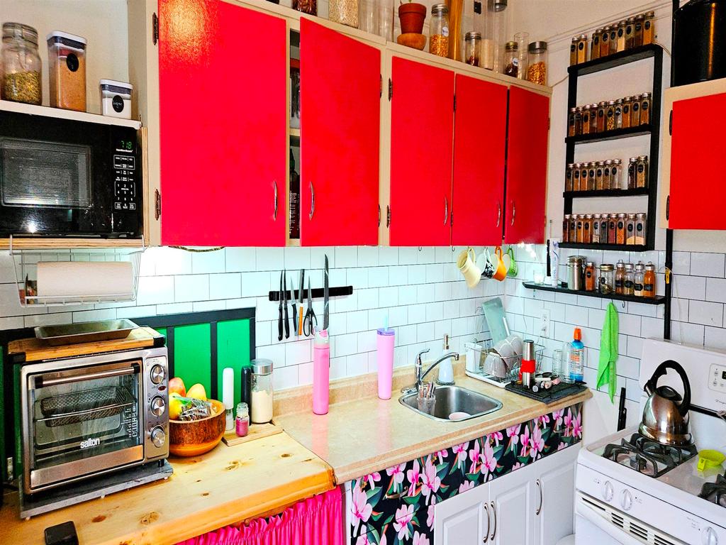 Listing Image for R3094345