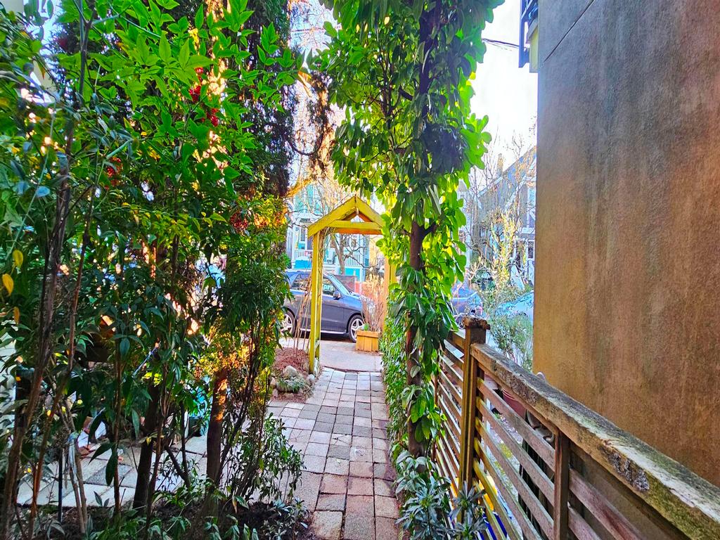 Listing Image for R3094345