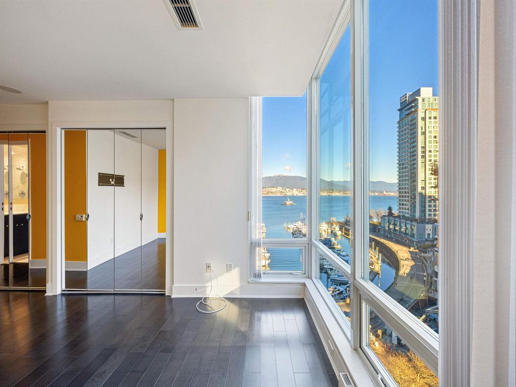 Listing Image for R3094356