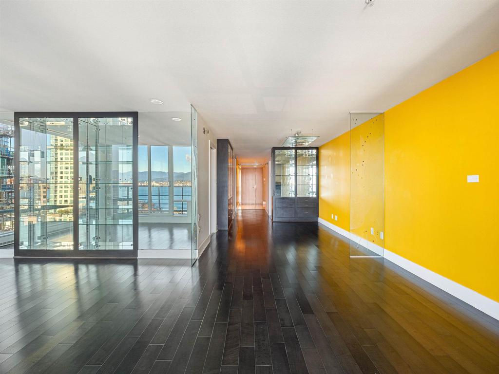 Listing Image for R3094356