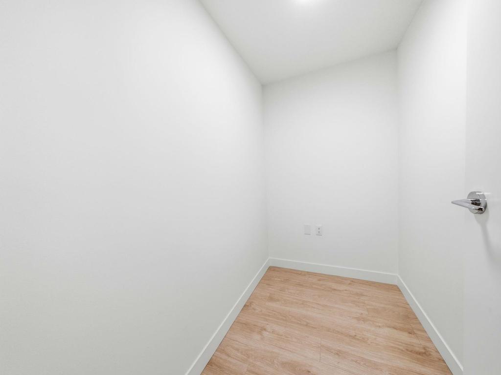 Listing Image for R3094378