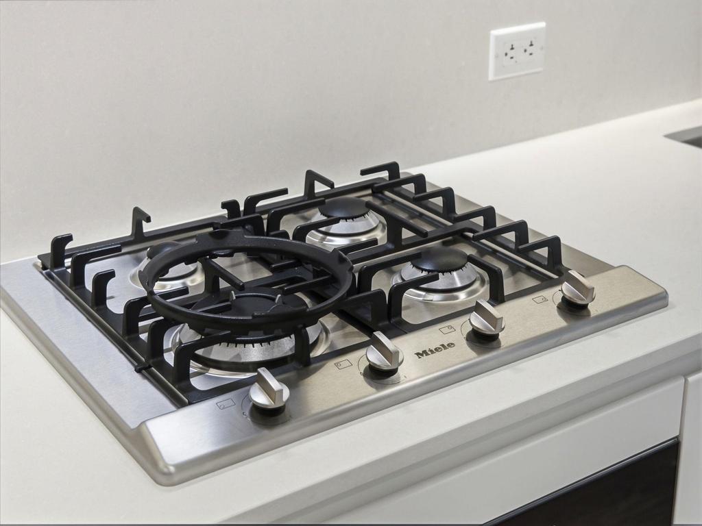 Listing Image for R3094378