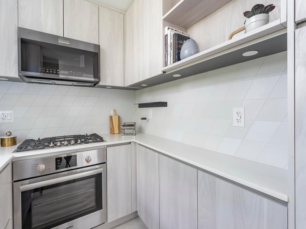 Listing Image for R3094399