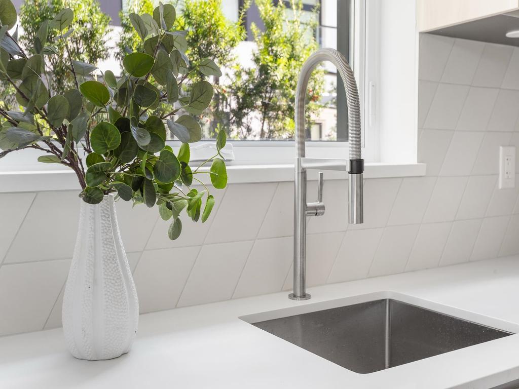 Listing Image for R3094399