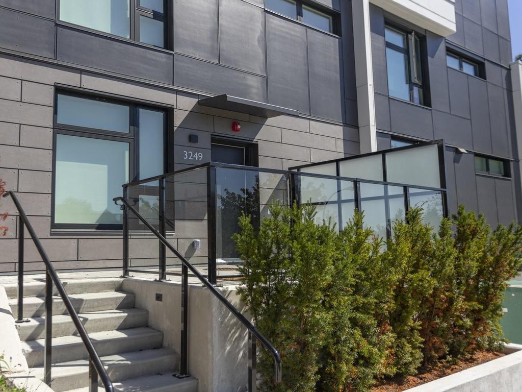 Listing Image for R3094399