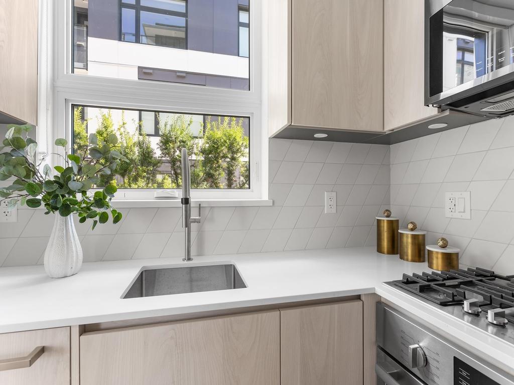 Listing Image for R3094399