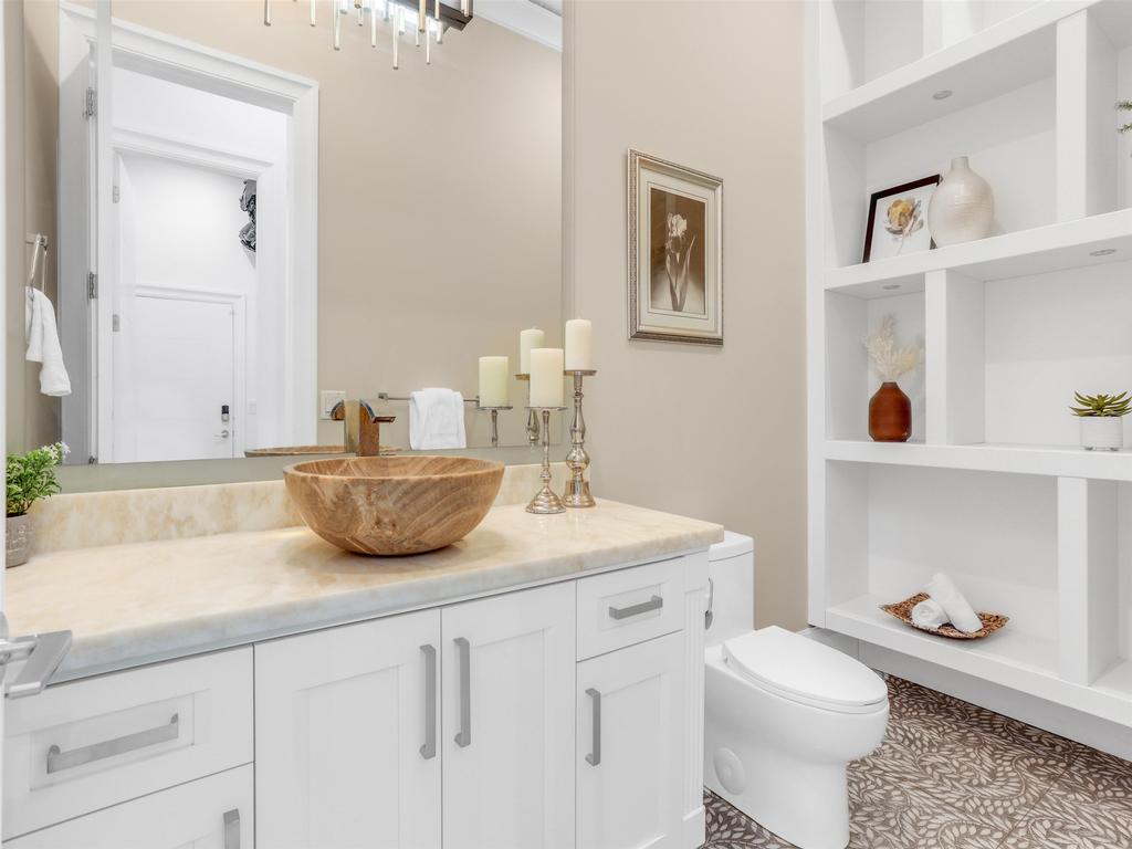 Listing Image for R3094420