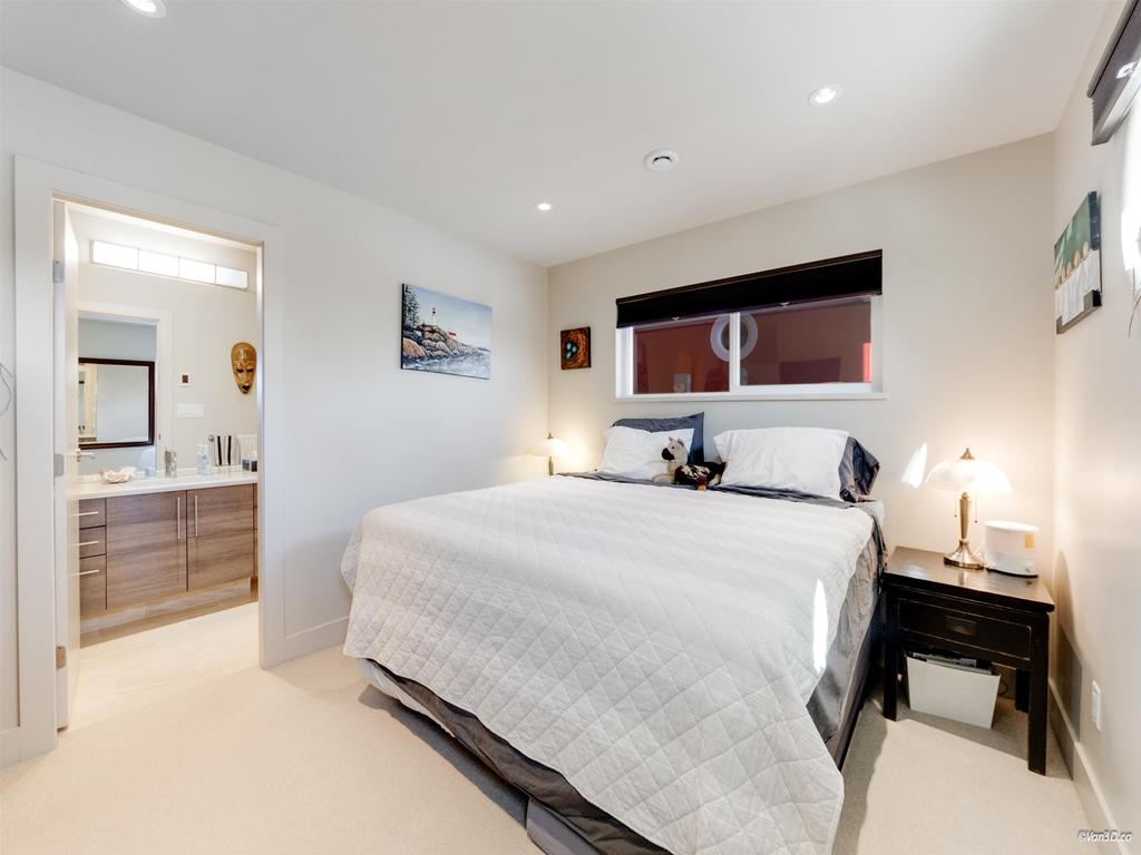 Listing Image for R3094424