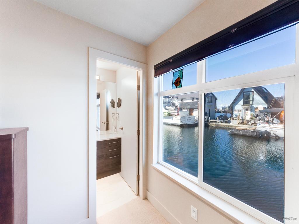 Listing Image for R3094424