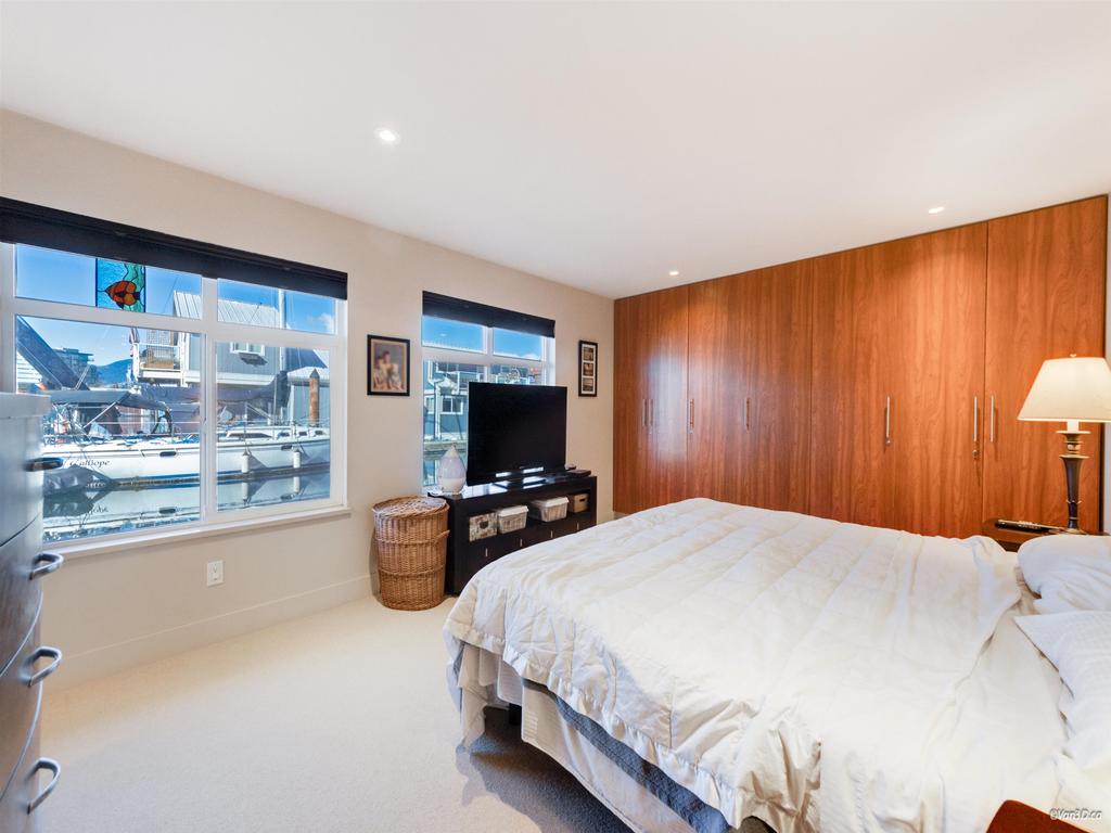 Listing Image for R3094424