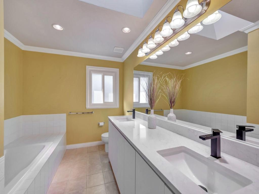 Listing Image for R3094436