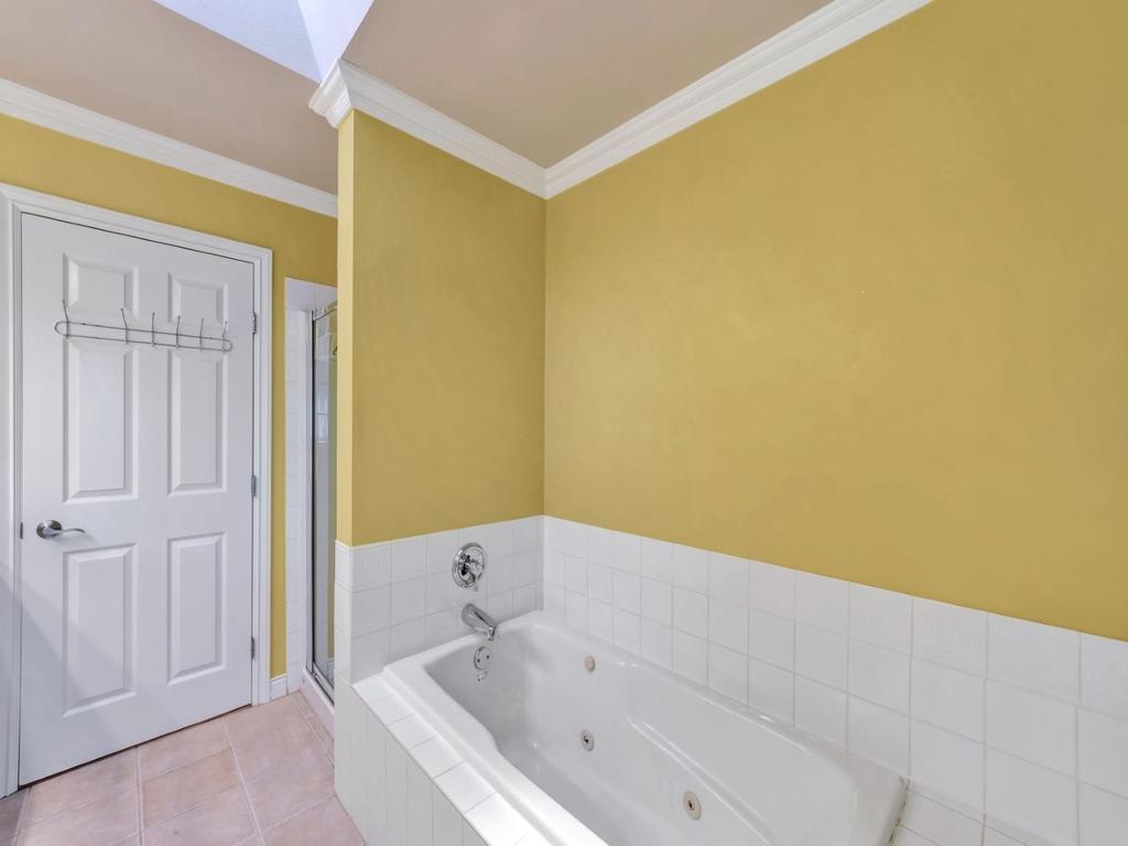 Listing Image for R3094436