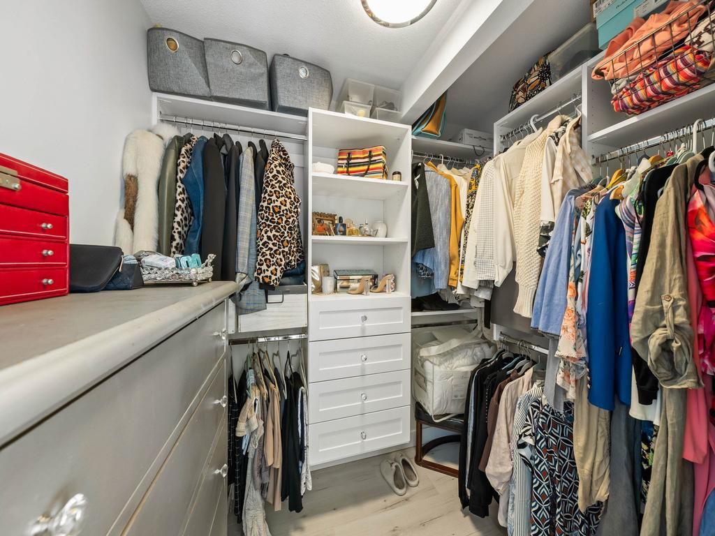 Listing Image for R3094454