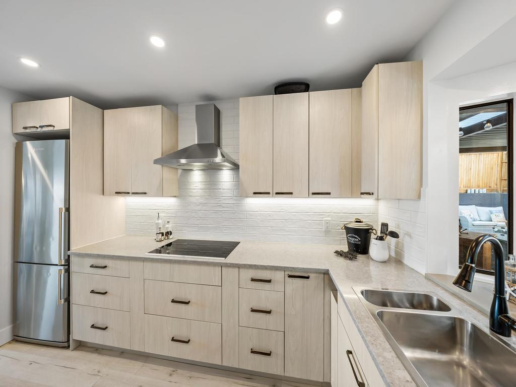 Listing Image for R3094454