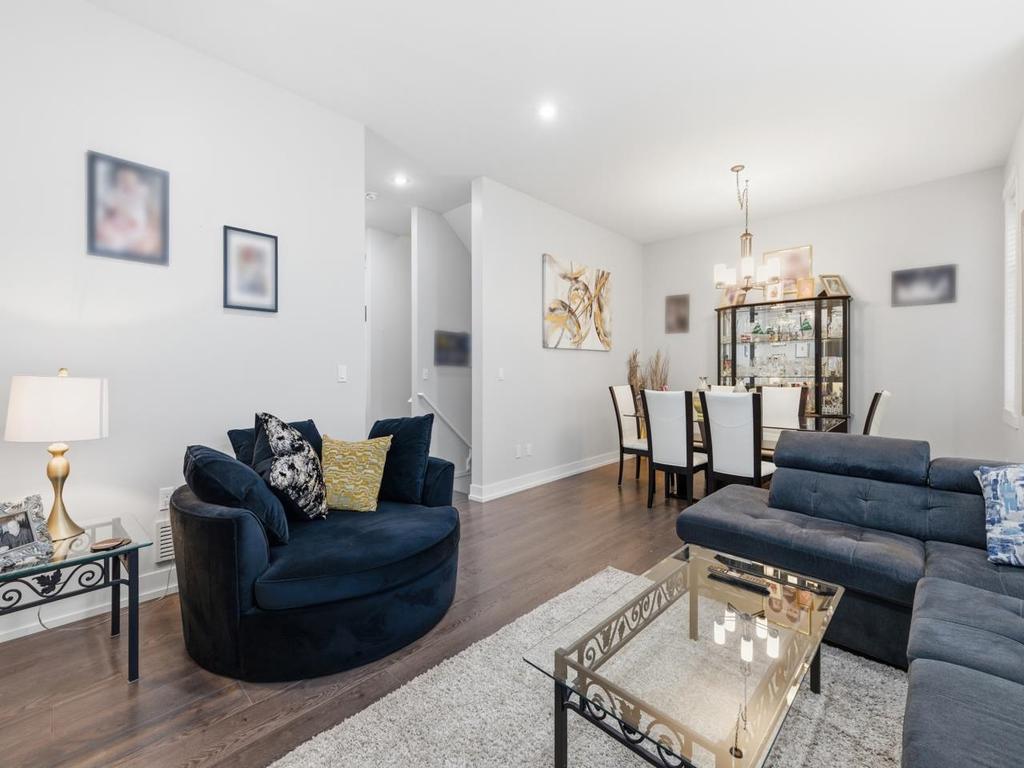 Listing Image for R3094463