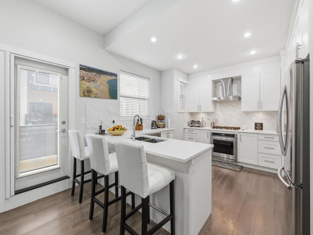 Listing Image for R3094463