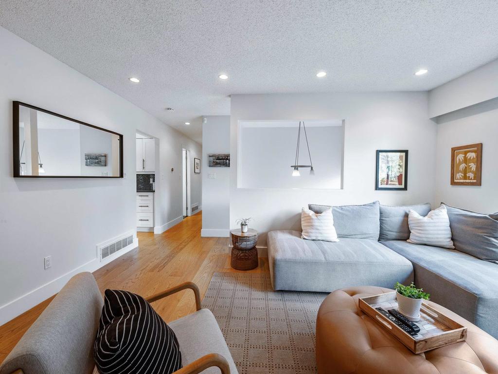 Listing Image for R3094488