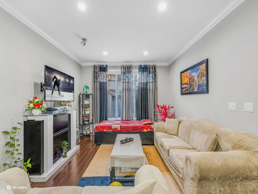 Listing Image for R3094496