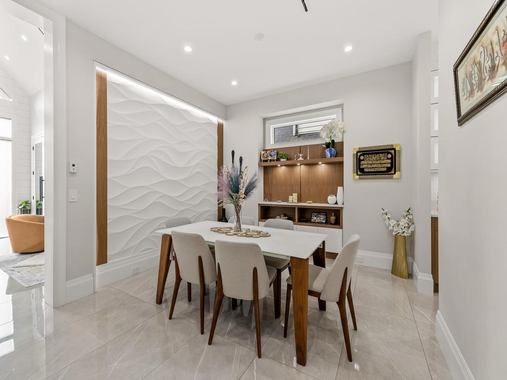 Listing Image for R3094499